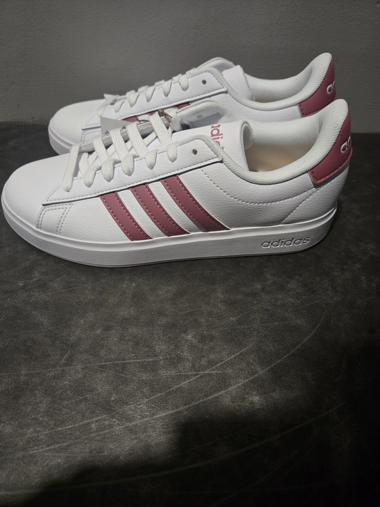adidas Shoes - Adidas Womens Grand Court Size 7 NWT